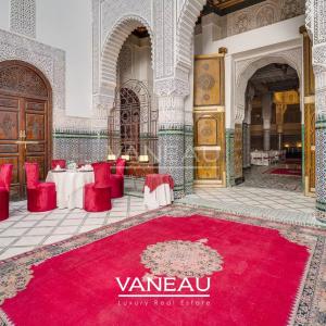 Riad Historique à Vendre - 770 m² au Sol
