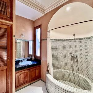 Magnifique maison de maître à Vendre à 10 min du centre ville