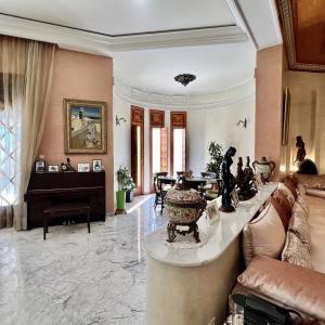 Magnifique maison de maître à Vendre à 10 min du centre ville