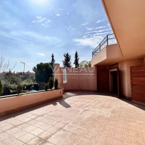 Magnifique maison de maître à Vendre à 10 min du centre ville