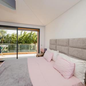 Villa de 730 m² à vendre sur Bouskoura - Maroc