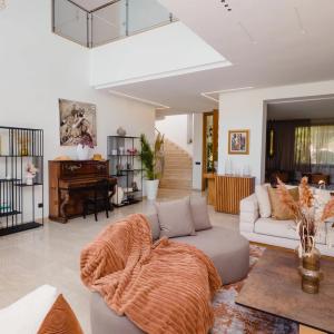 Villa de 730 m² à vendre sur Bouskoura - Maroc