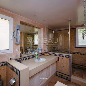 Superbe villa de 800 m² à vendre aux Crêtes (Haut Polo)  à Casab