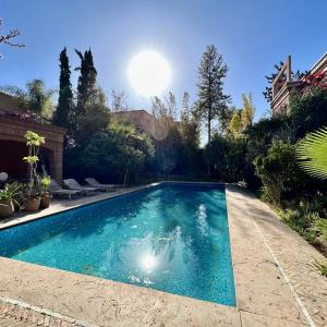 Maison de Maitre avec piscine 10 min du centre ville