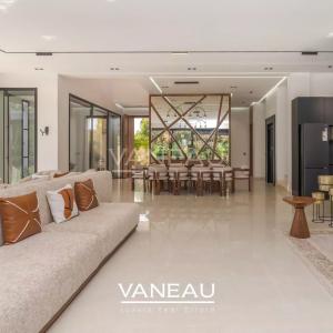 villa contemporaine à louer sur golf