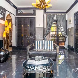 Produit rare splendide  villa   Km 8 route de l'Ourika
