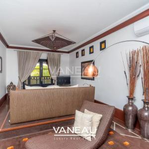 Produit rare splendide  villa   Km 8 route de l'Ourika
