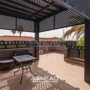Produit rare splendide  villa   Km 8 route de l'Ourika