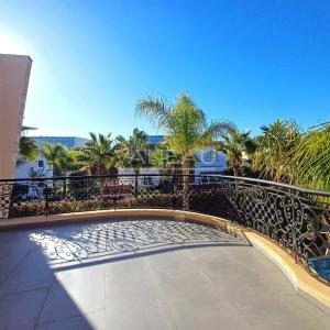 Villa de 1 042 m²  à vendre - Californie Casa