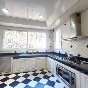 Villa de 1 042 m²  à vendre - Californie Casa