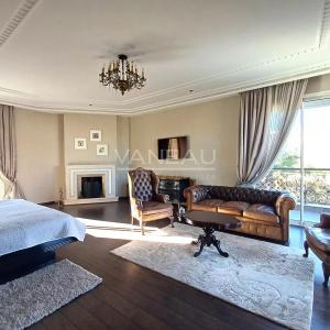 Villa de 1 042 m²  à vendre - Californie Casa