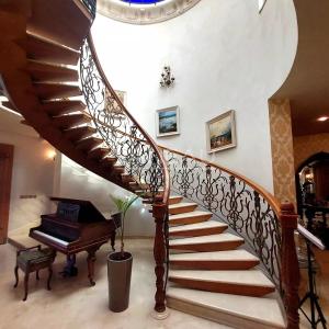 Villa de prestige à vendre - Quartier Californie - 2 500 m²