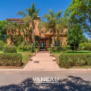 VILLA 5 CHAMBRES SUR GOLF