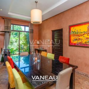 VILLA 5 CHAMBRES SUR GOLF