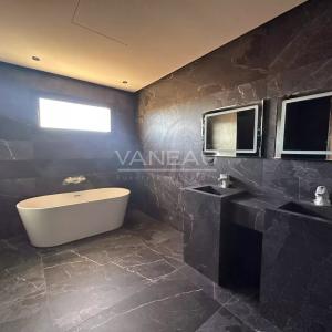 Villa neuve de plain-pied 4 suites
