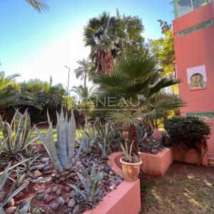 Grand appartement en duplex de trois chambres à la Palmeraie
