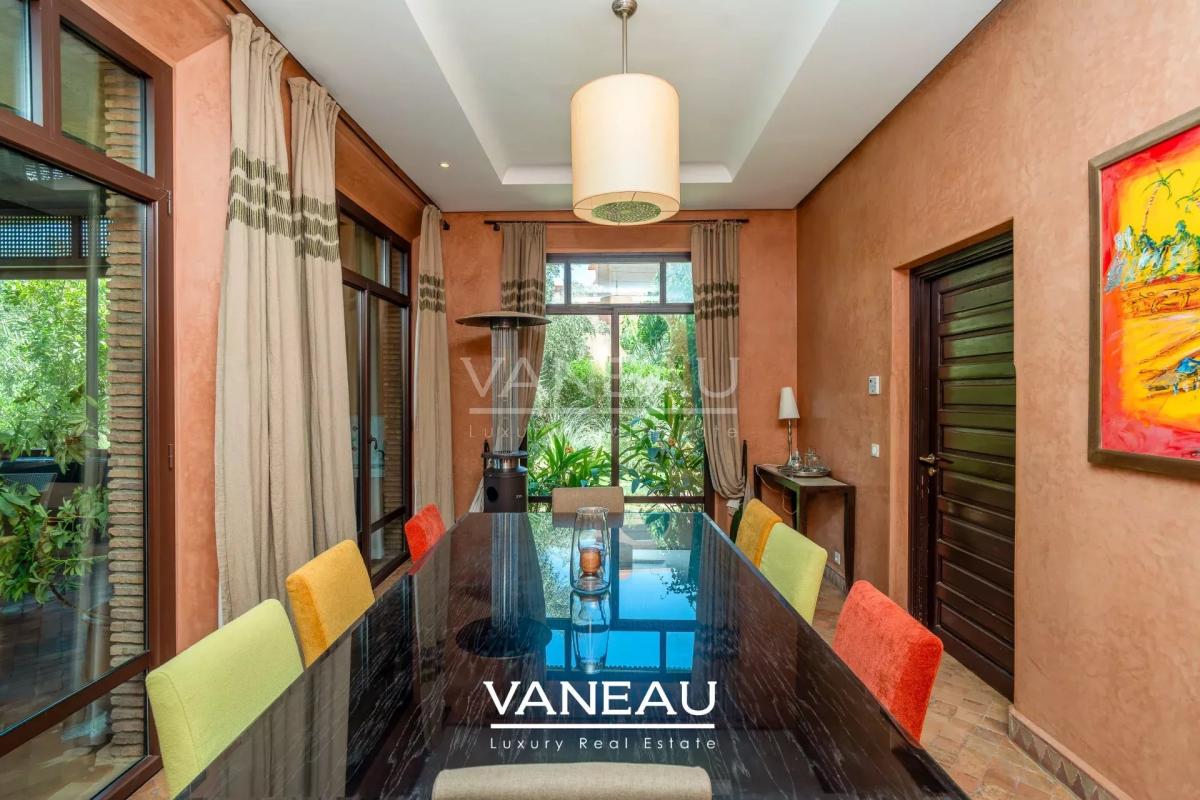 VILLA 5 CHAMBRES SUR GOLF