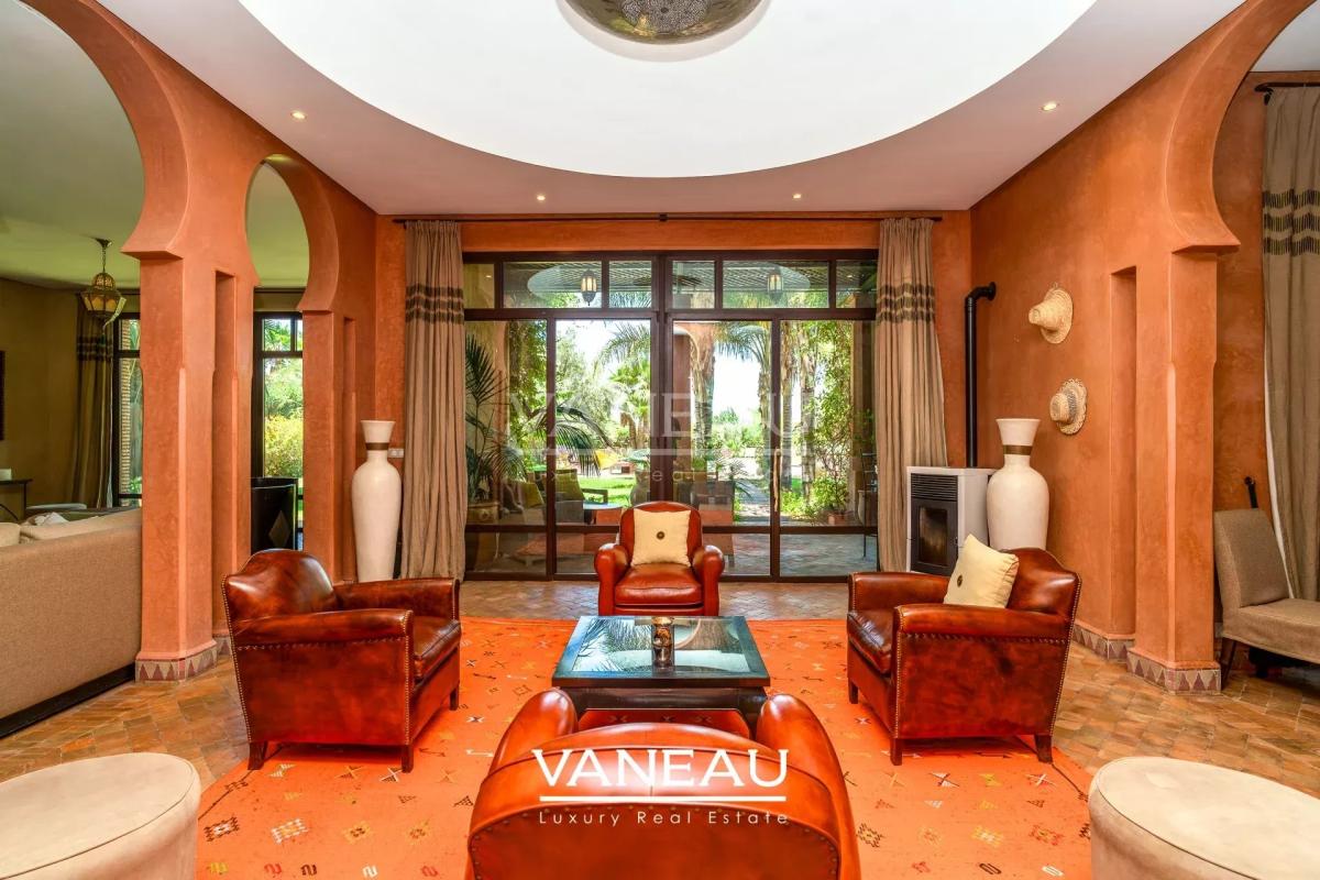 VILLA 5 CHAMBRES SUR GOLF