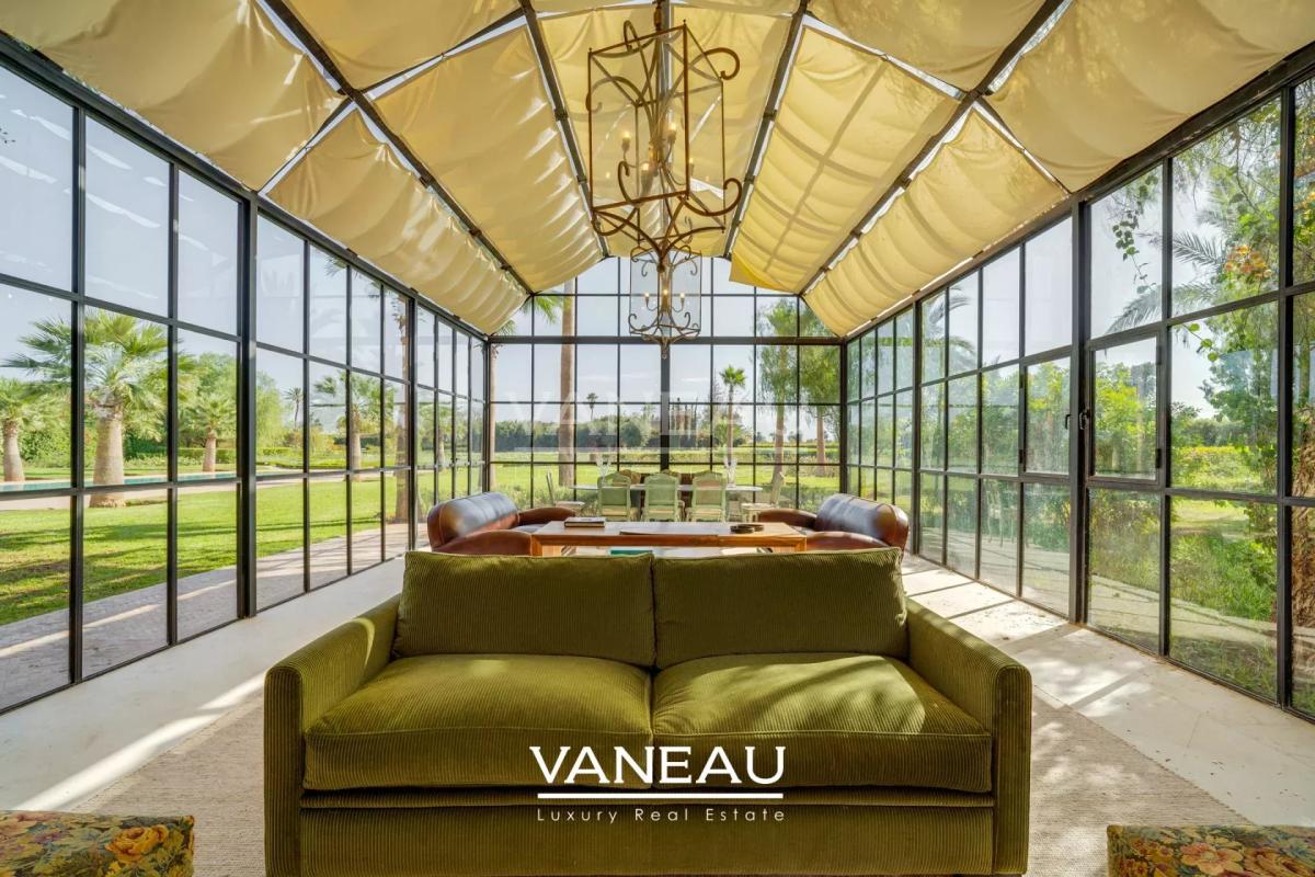 SUPERBE PROPRIÉTÉ À VENDRE AU COEUR D'UN GOLF DE PRÉSTIGE À MARR