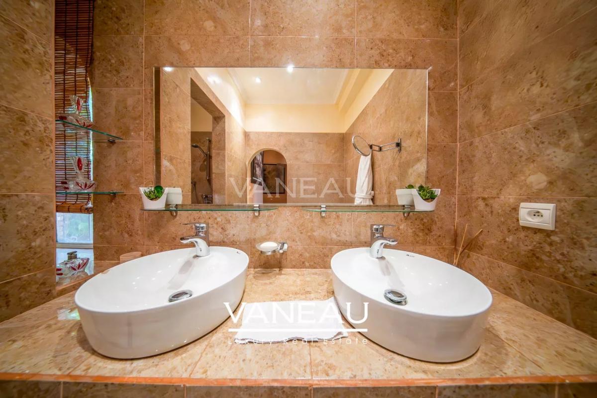 Charmente villa de 5 chambres Amelkis 1