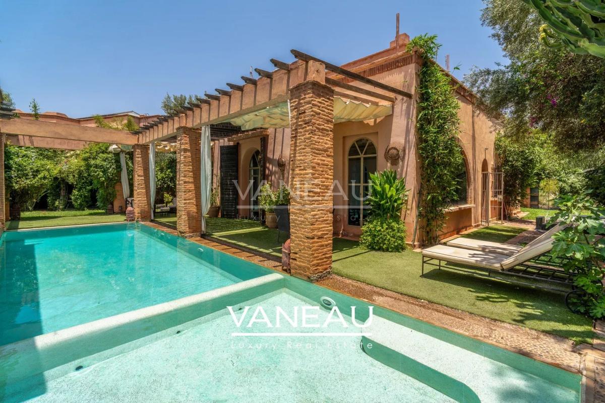 Charmente villa de 5 chambres Amelkis 1