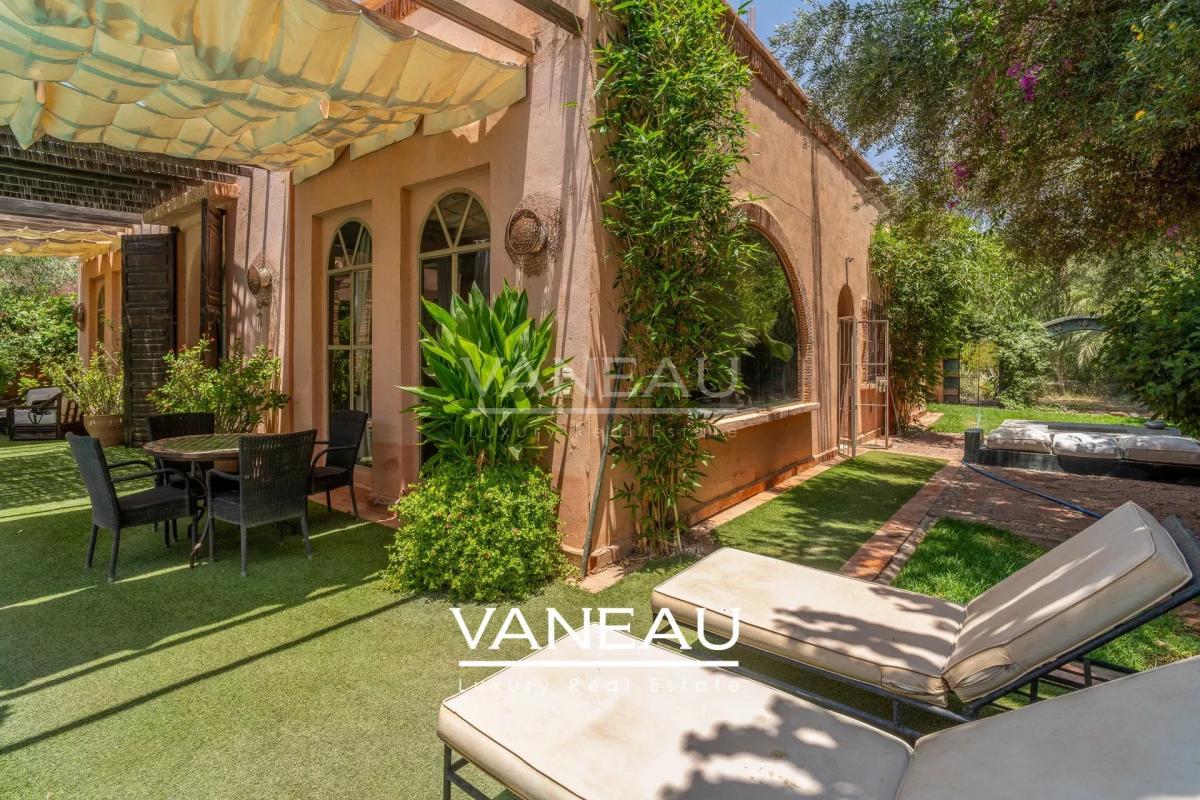 Charmente villa de 5 chambres Amelkis 1