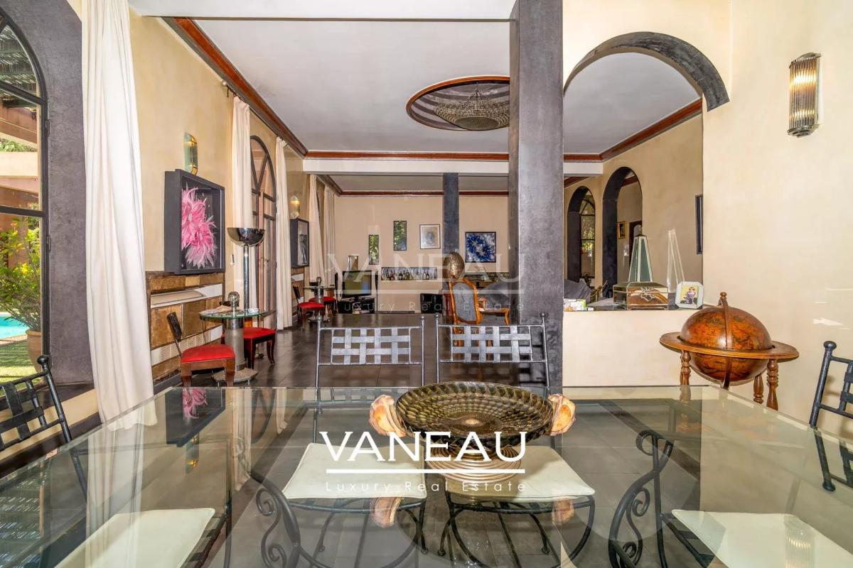 Charmente villa de 5 chambres Amelkis 1