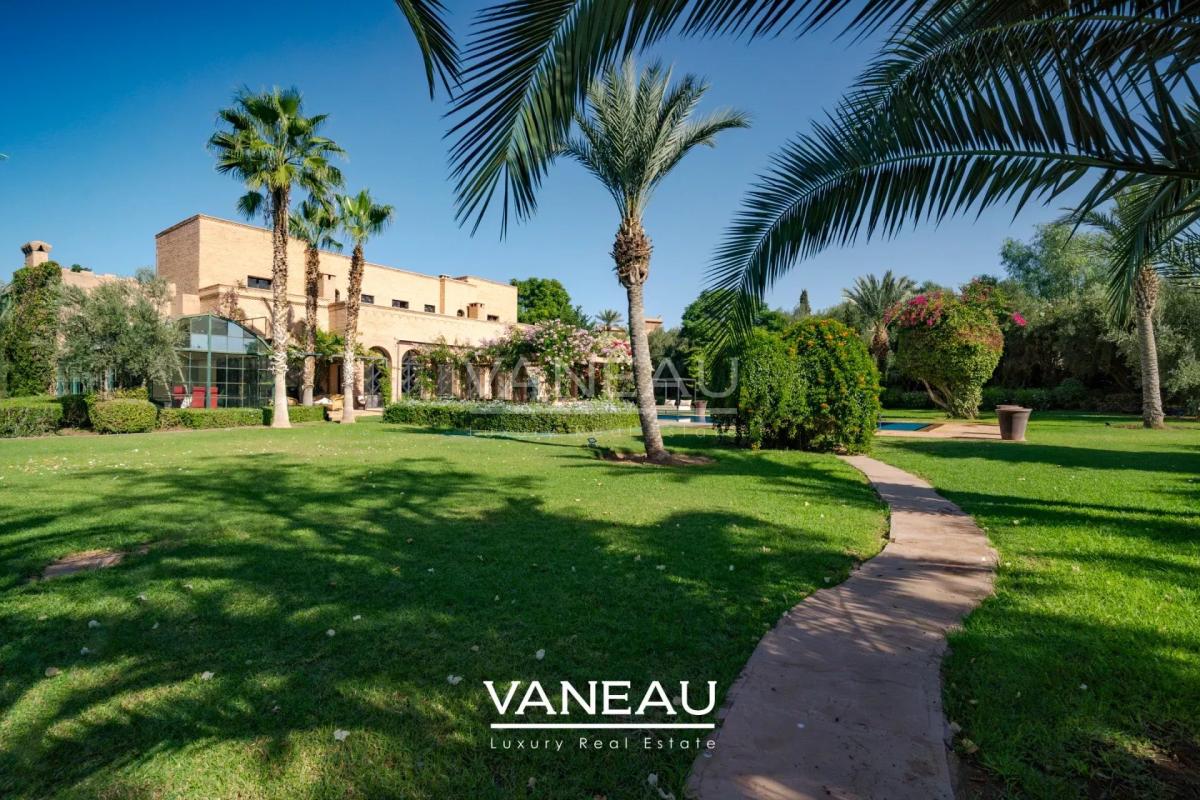 Harmonieux mélange d'une Villa et d'un Riad