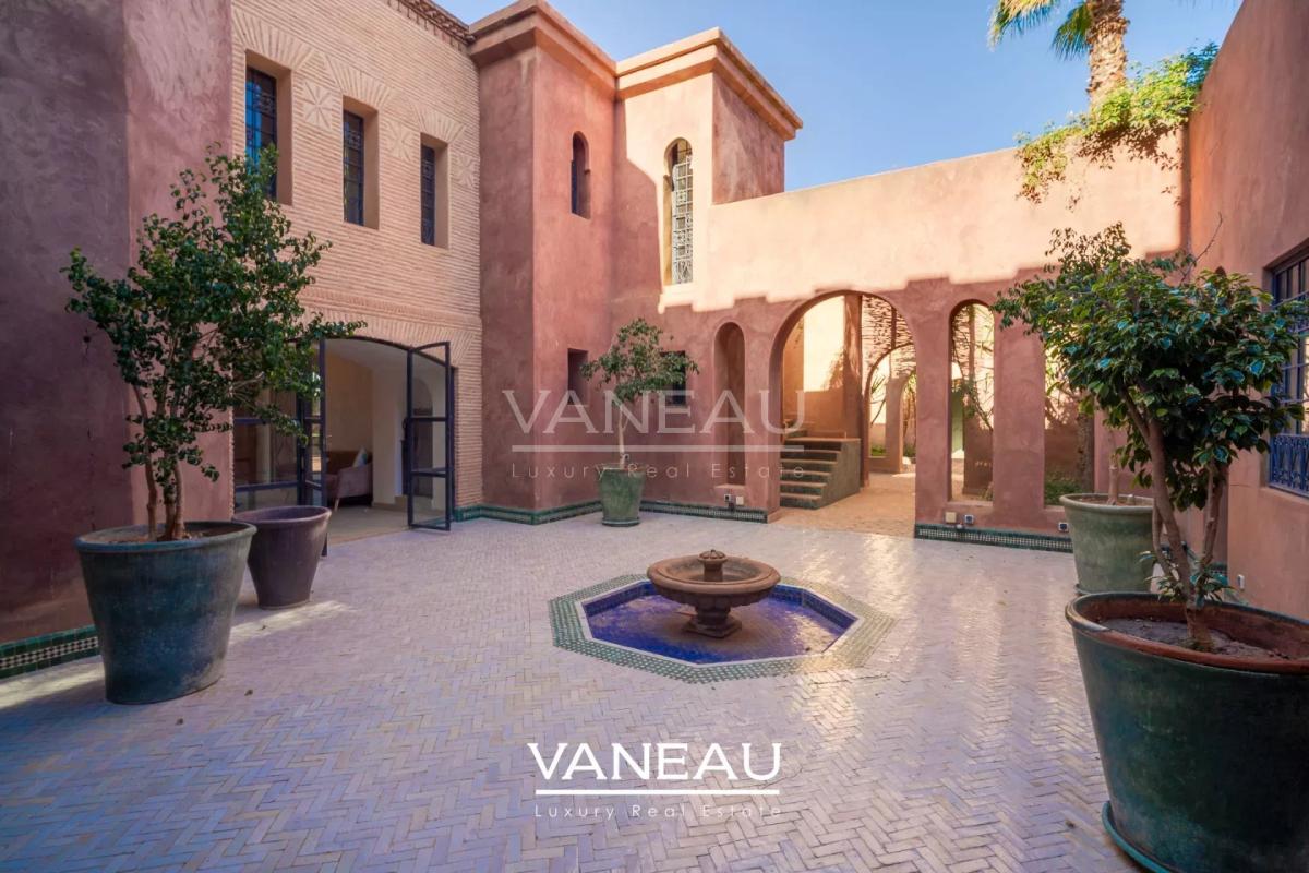 Harmonieux mélange d'une Villa et d'un Riad