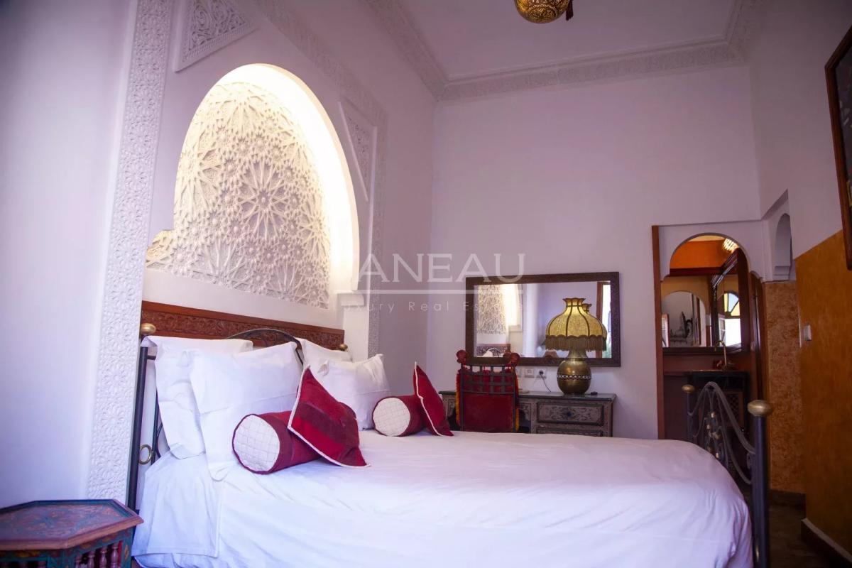 Véritable riad authentique de 8 suites en Médina