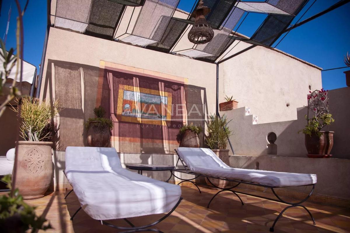 Véritable riad authentique de 8 suites en Médina