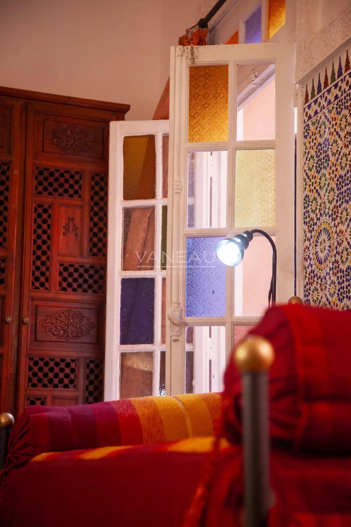 Véritable riad authentique de 8 suites en Médina