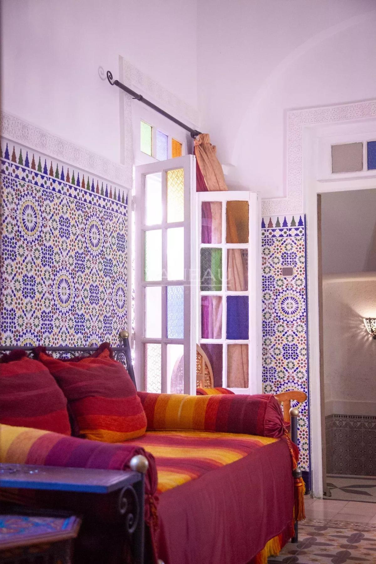 Véritable riad authentique de 8 suites en Médina