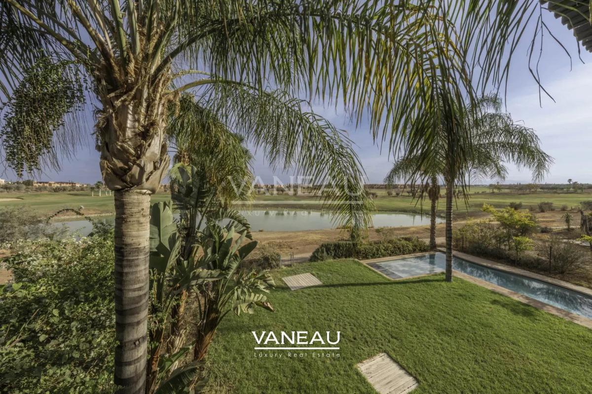 Villa front de front de golf  vue sur Atlas.