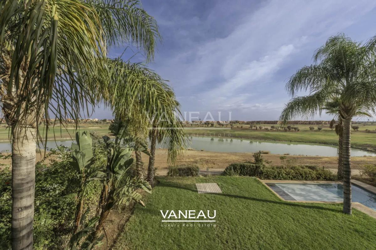 Villa front de front de golf  vue sur Atlas.