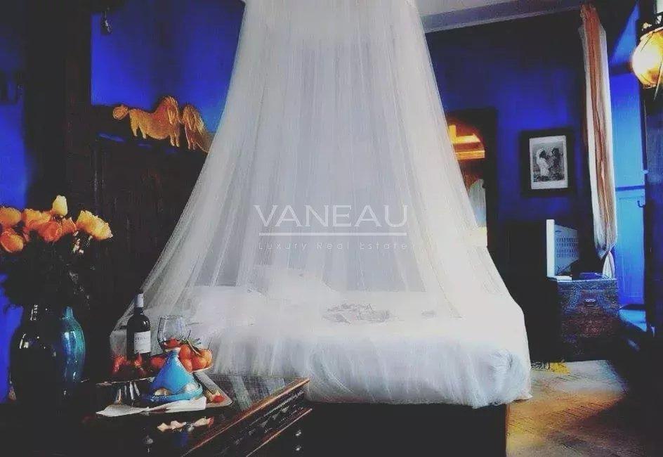 Splendide maison d'hôtes de 9 suites en Médina