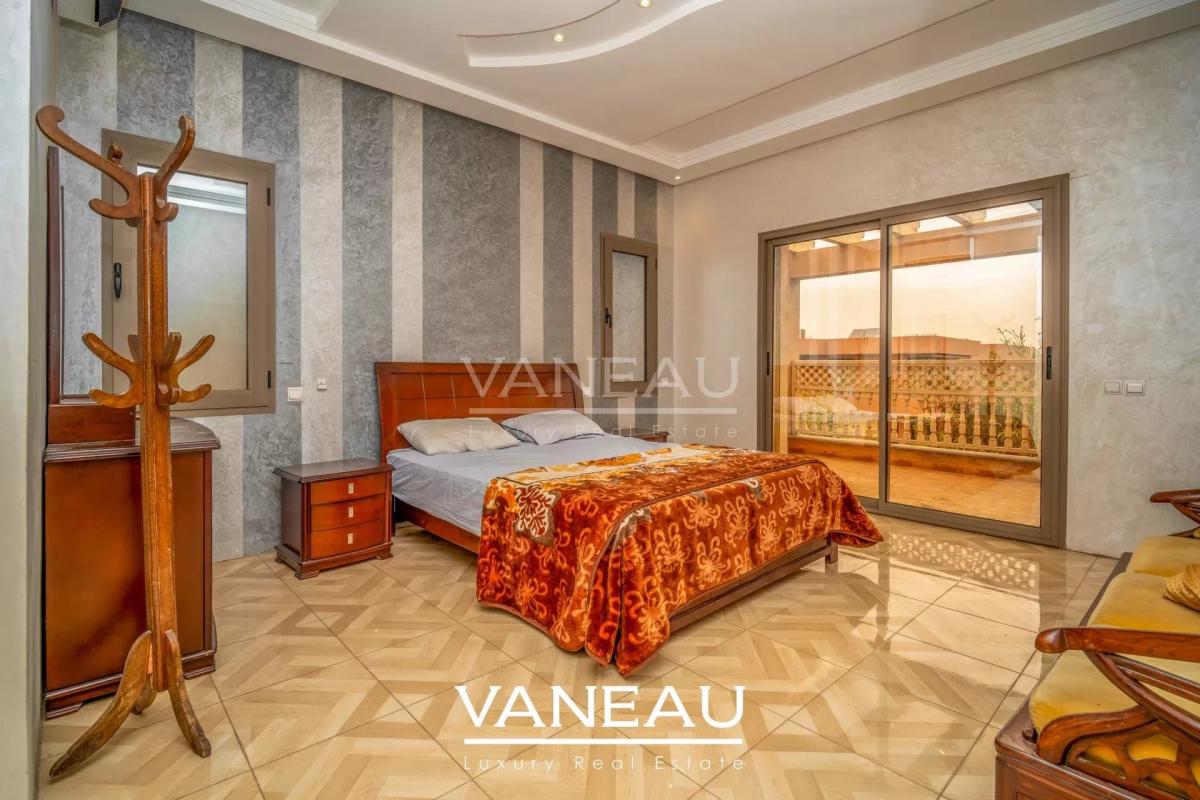 *** Villa de 505 m² sur golf prestigieux ***