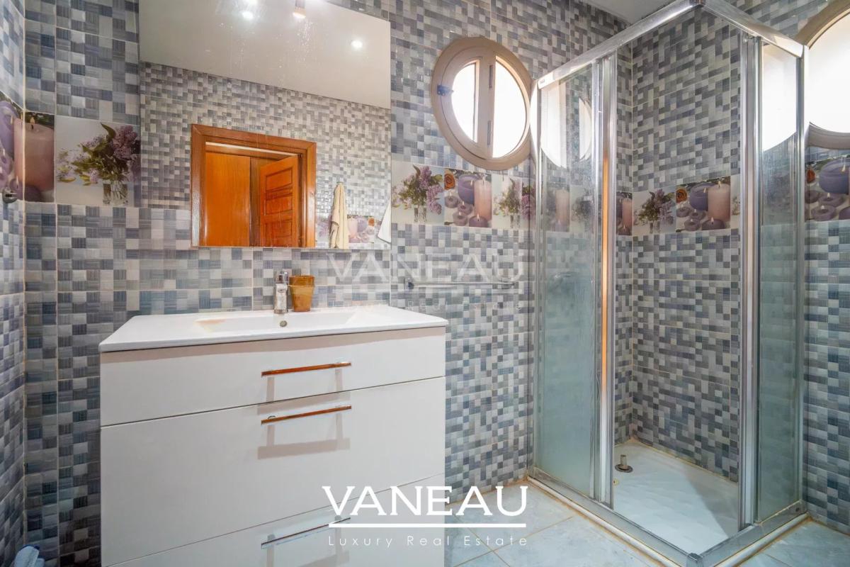 *** Villa de 505 m² sur golf prestigieux ***