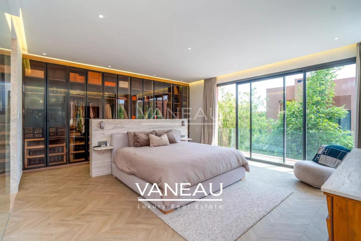 ***Luxueuse villa sur domaine golfique***