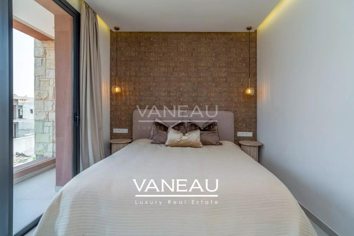 ***Luxueuse villa sur domaine golfique***