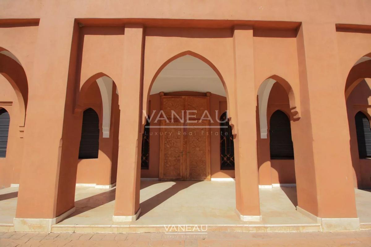 Route de Tahanaout de 1340m²