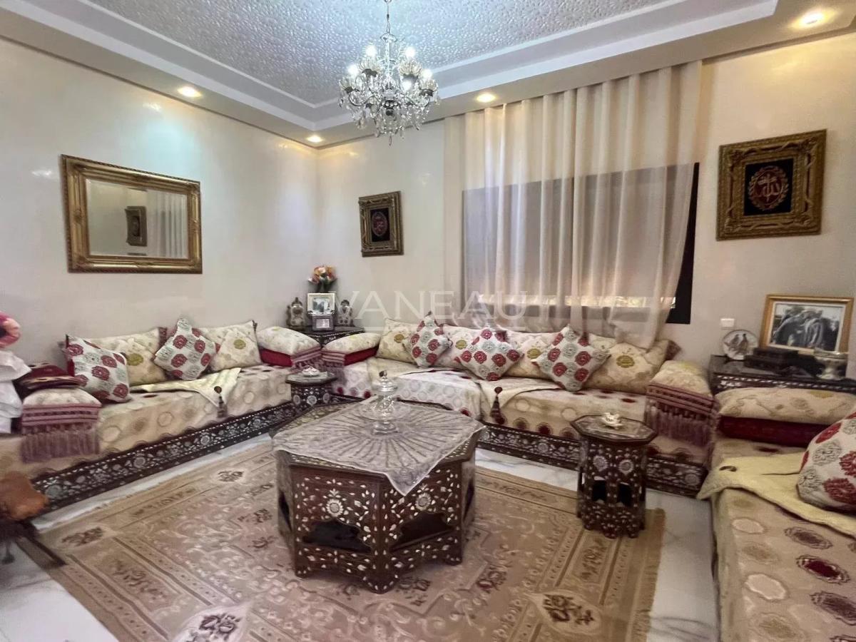 Maison familiale avec piscine Targa