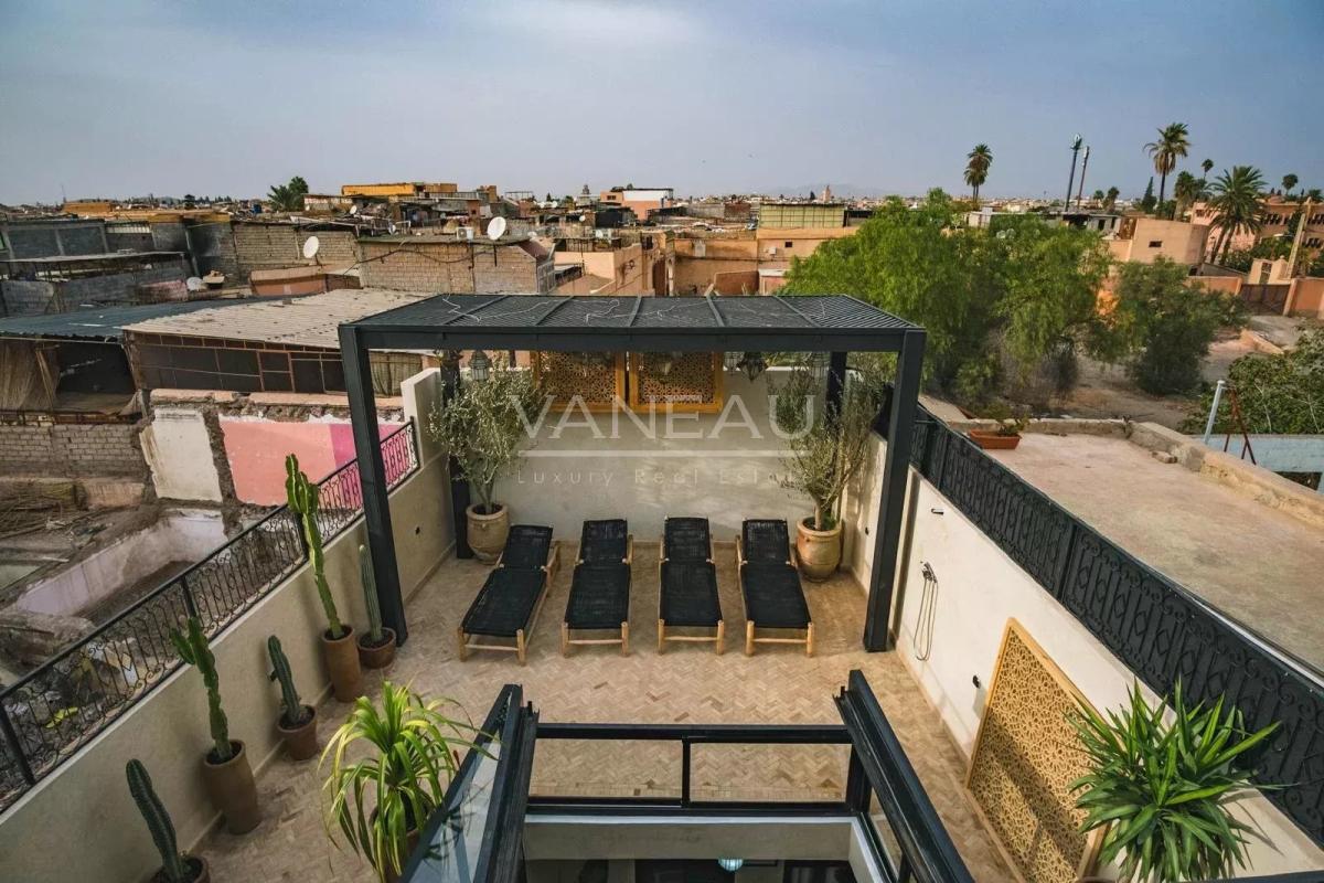 Riad trois chambres avec bassin et vue Koutoubia