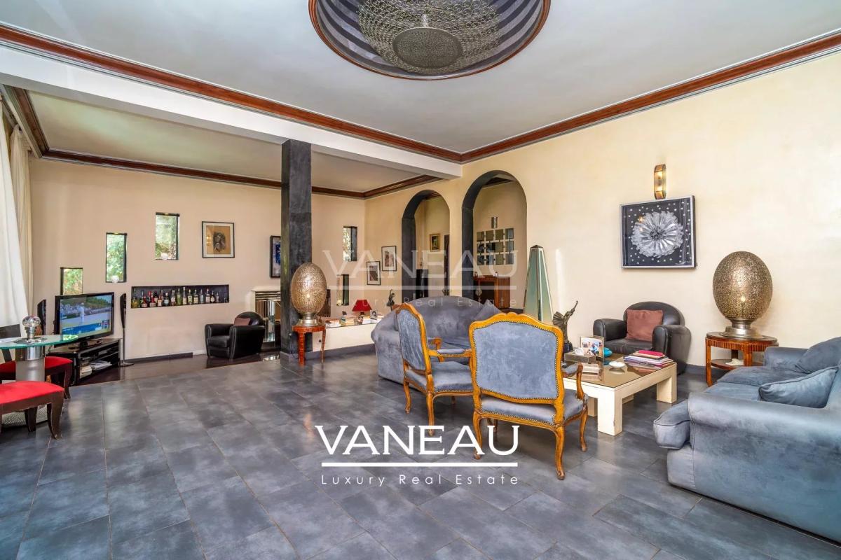 Charmente villa de 5 chambres Amelkis 1