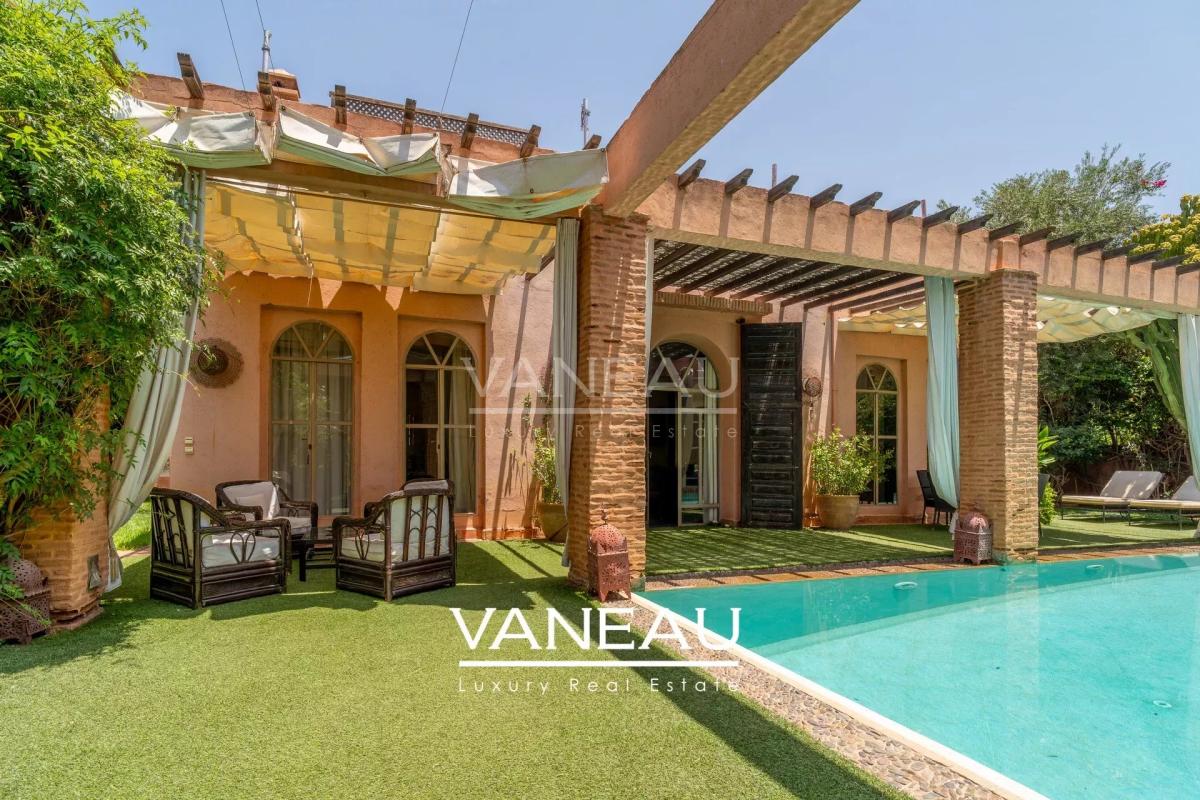 Charmente villa de 5 chambres Amelkis 1