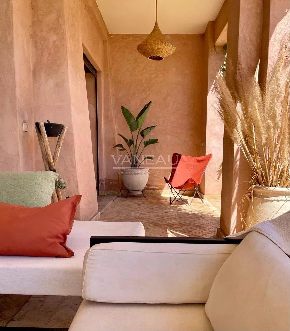 Jolie villa 3 chambres route de Fes avec piscine