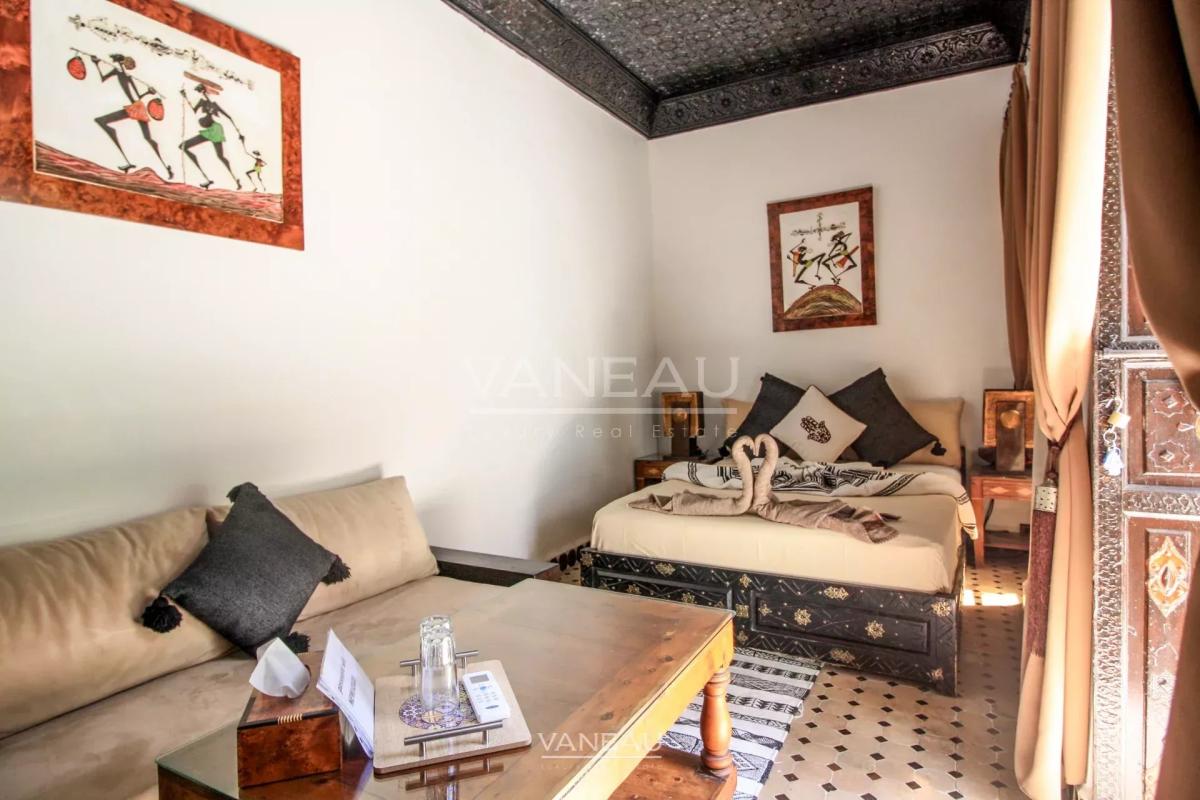 MARRAKECH MAISON D'HÔTES DE 7 CHAMBRES PISCINE SUR LA TERRASSE À