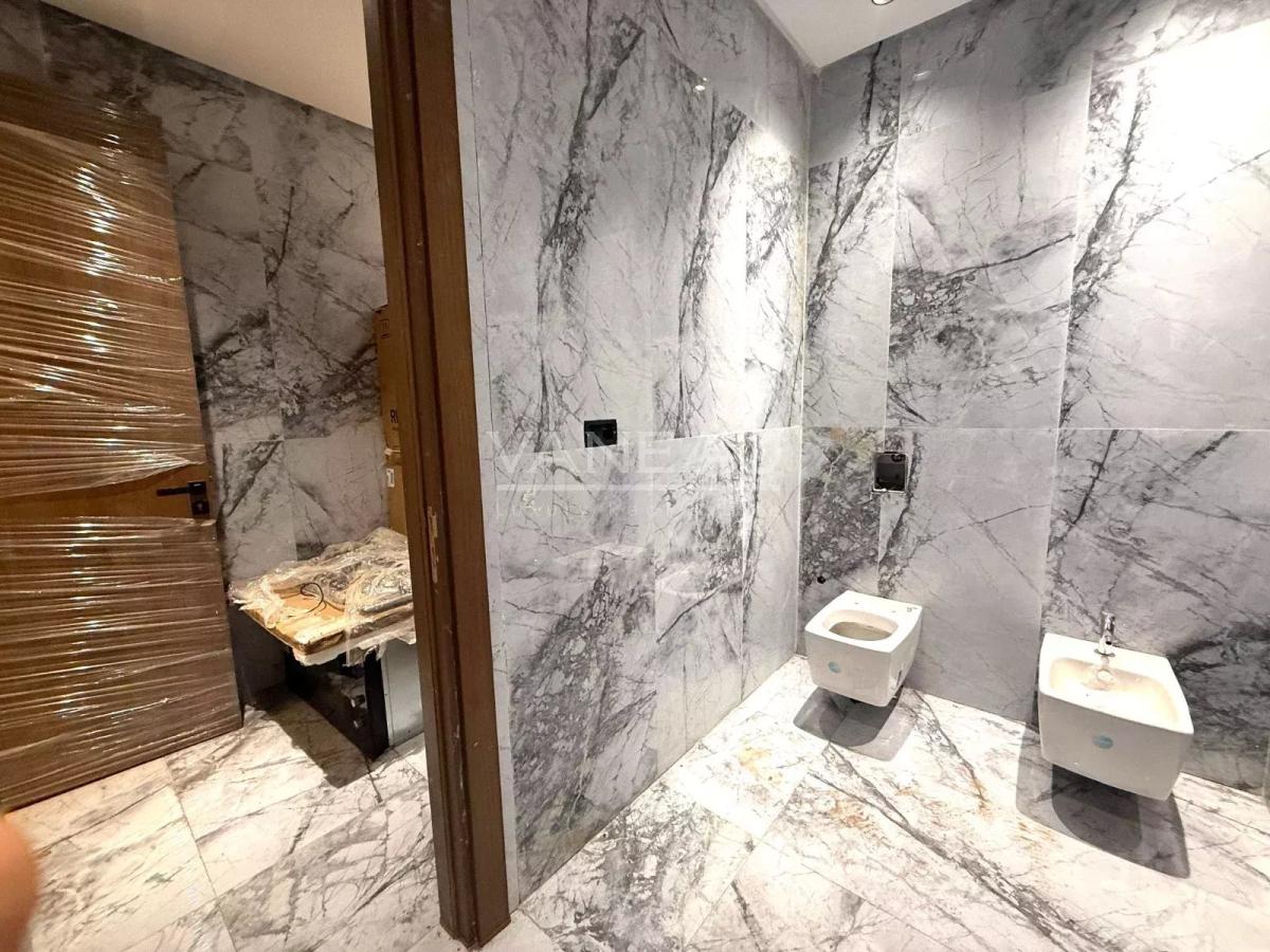 Villa à vendre sur Bouskoura Ville Verte -  1 300 m²