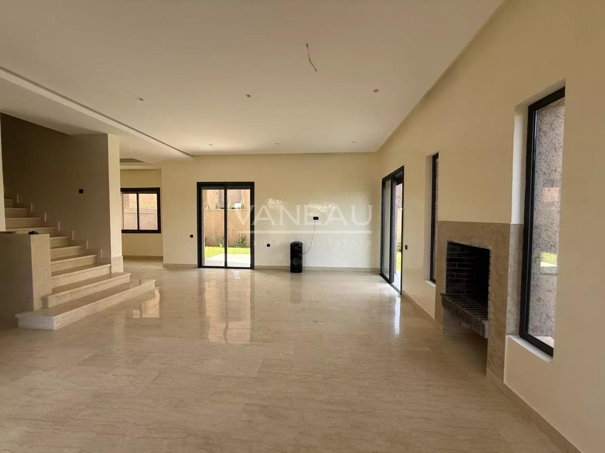 Villa d'angle de 188m2 situé à Targa