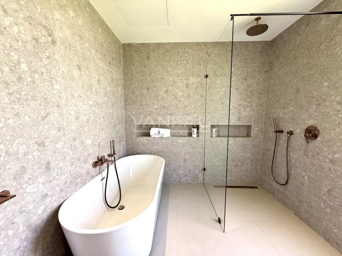 VILLA PLAIN-PIED 4 SUITES